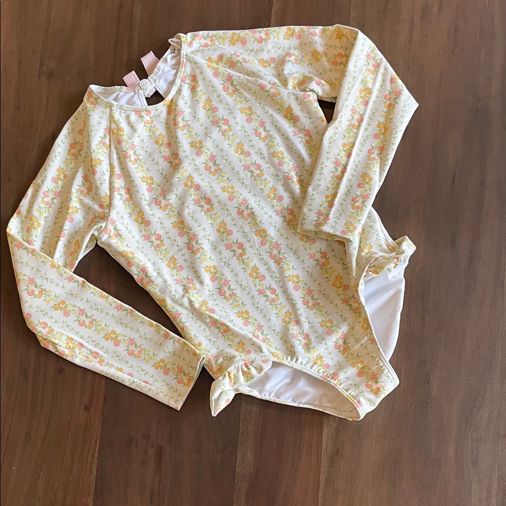 Minnow Floral Kids Swim One Piece size M (9/10)